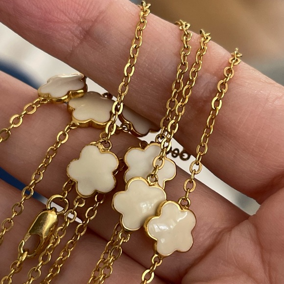 Cream enamel flower gold tone 48 inch long necklace - Picture 7 of 8